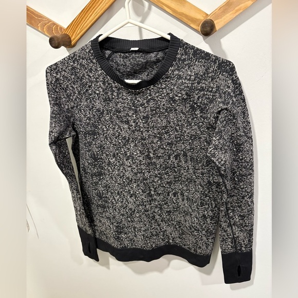 Lululemon Rest Less Pullover- size 8 - Picture 4 of 9